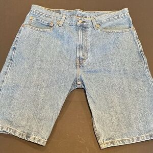 Levi’s 505 Classic Fit Denim Shorts Men’s W34 Light Wash
